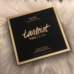 BNIB tarteist pro glow highlight & contour palette